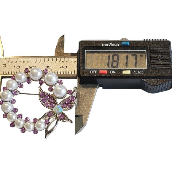 Purple Brooch Pin Faux Pearl Rhinestone Butterfly Silver Tone Wreath Gift Box - Picture 2 of 10